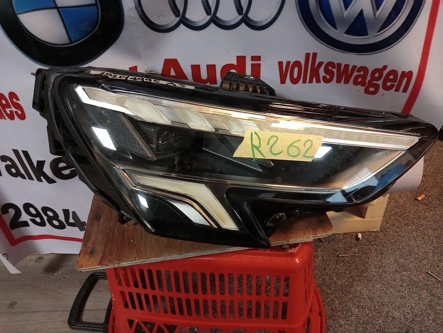 Audi A3 8Y VOLLED Koplamp Rechts 8Y0941034, Gebruikt, -, -, -