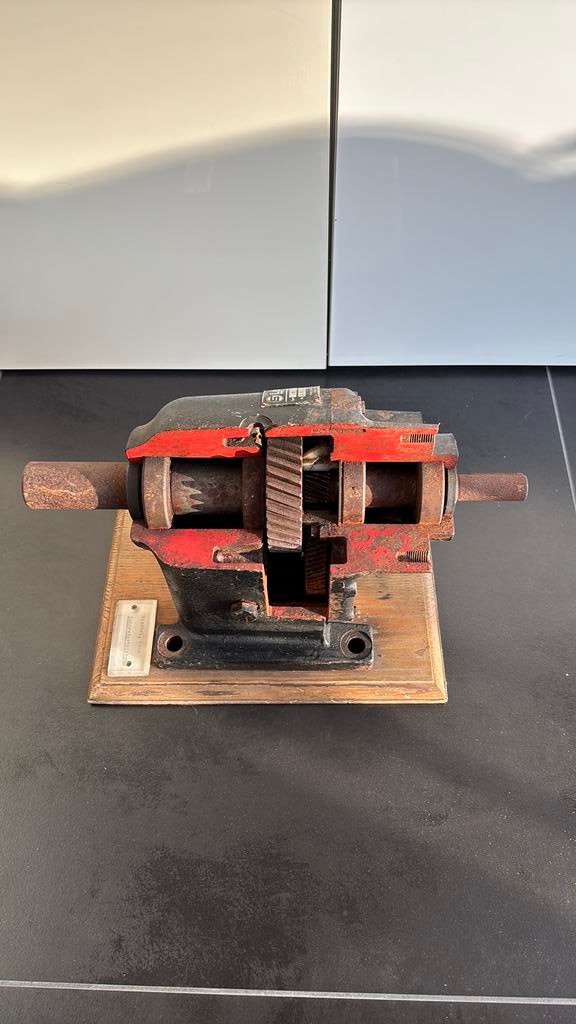 Vintage tandwielkast (Zahnradgetriebe) Lenze leermodel, Ophalen, Huis en Inrichting
