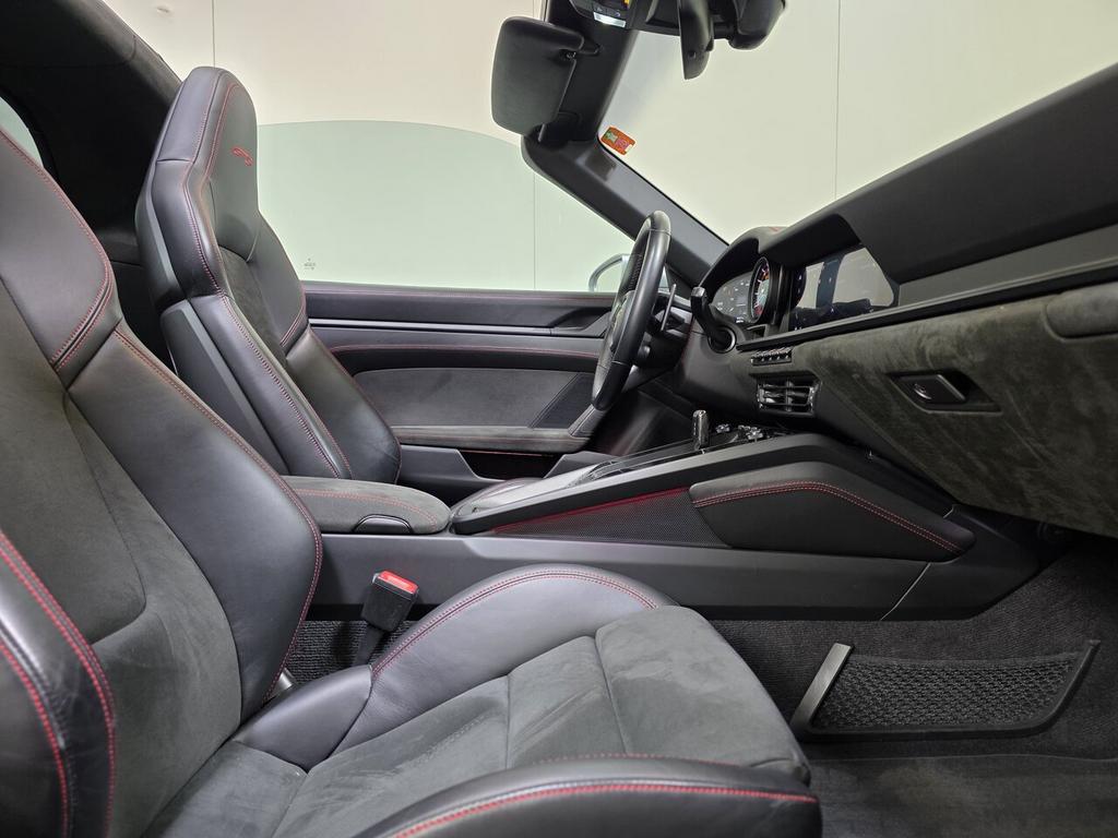 Porsche 992 Targa 4 GTS PDK - Lift - BOSE - Topstaat!, 4 zetels, Cabriolet, 0 kg, 2981 cc