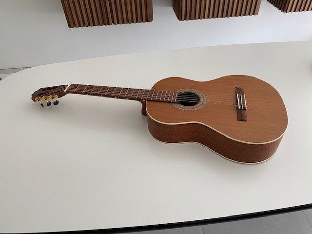 spaanse gitaar, Muziek en Instrumenten, Snaarinstrumenten | Gitaren | Akoestisch, Ophalen, Zo goed als nieuw, Klassieke of Spaanse gitaar