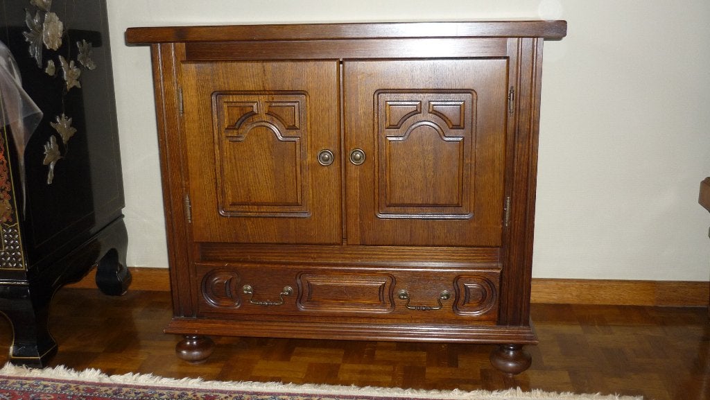 Joli meuble vintage, Antiquités & Art, Antiquités | Meubles | Armoires, Enlèvement