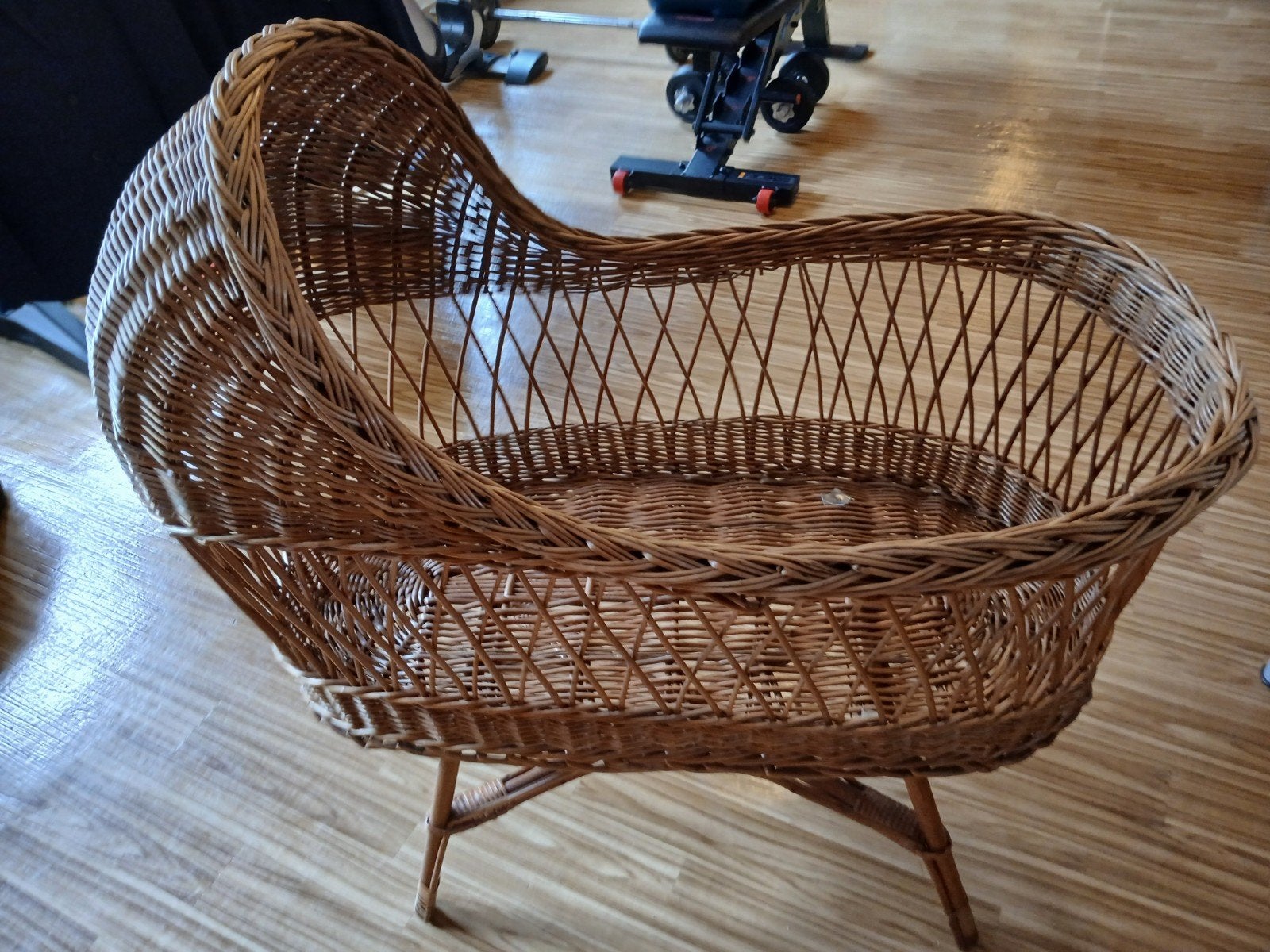 Rotan wieg, Ophalen, Zo goed als nieuw, Wieg