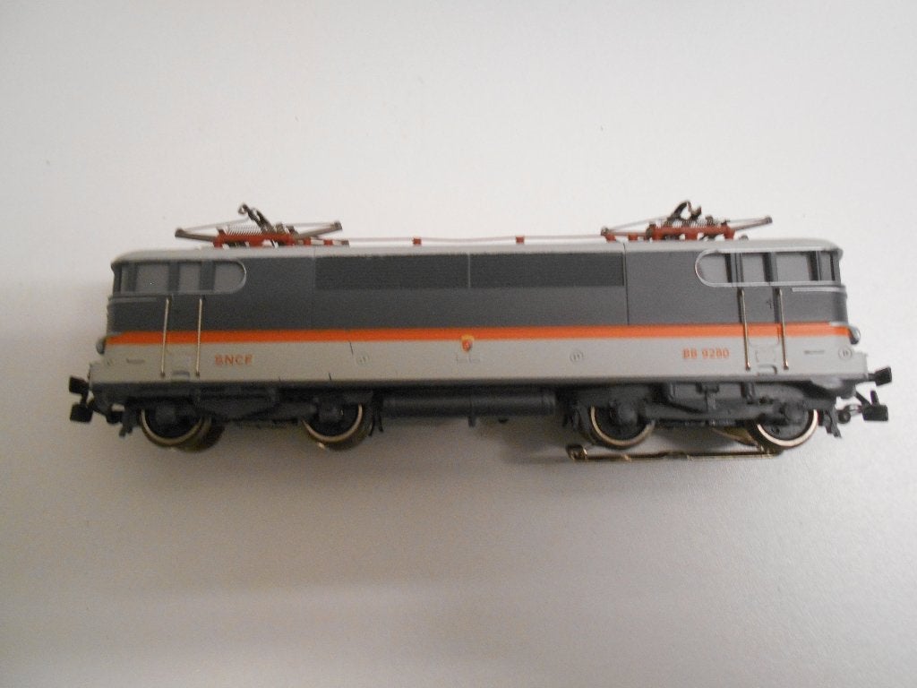 train miniature, Courant alternatif, Comme neuf, Enlèvement, Locomotive