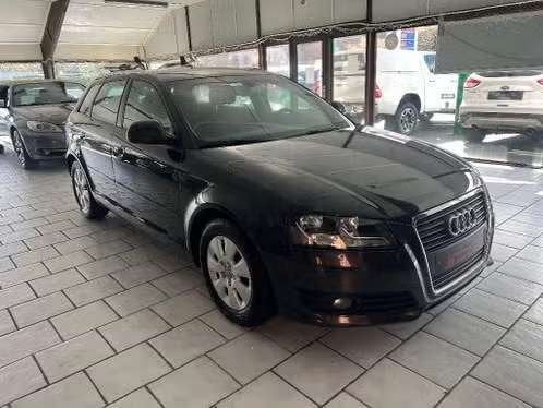 Audi a3/1.6 tdi/65000 km/GEKEURD/CAR PASS/garantie, Auto's, Voorwielaandrijving, Euro 5, Stof, Zwart