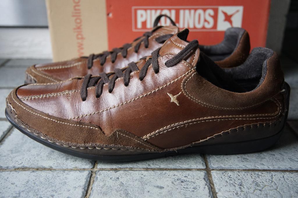 Chaussures en cuir Pikolinos pointure 45, Vêtements | Hommes, Chaussures, Enlèvement ou Envoi, Chaussures à lacets, Comme neuf