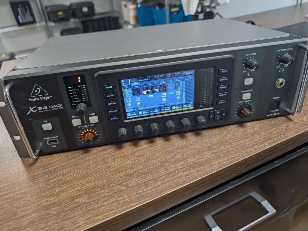 Behringer X32Rack 40-Channel Digital Mixer - Black, Muziek en Instrumenten, Ophalen of Verzenden, Zo goed als nieuw, 20 kanalen of meer