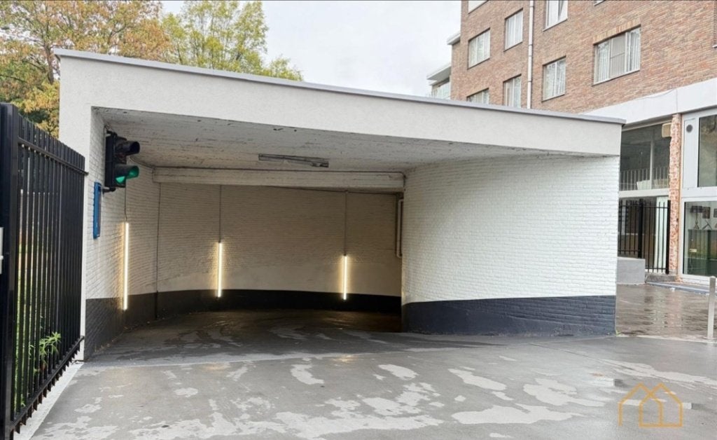 Te koop ruime afsluitbare garage box in hartje Turnhout, Immo, Turnhout