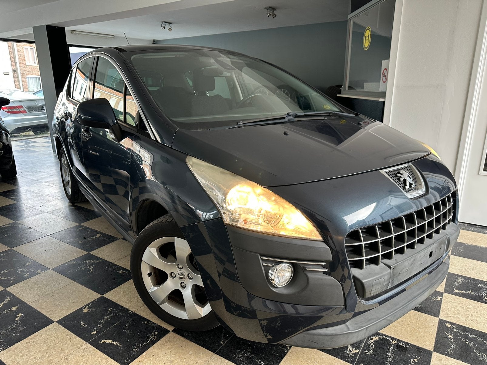 Peugeot 3008 ALLURE 1.6VTI 120CH - PANO, Auto's, Peugeot, Voorwielaandrijving, Euro 5, Zwart, https://public.car-pass.be/vhr/fa3dc435-2c89-47a0-b99d-c16e6f1b605a