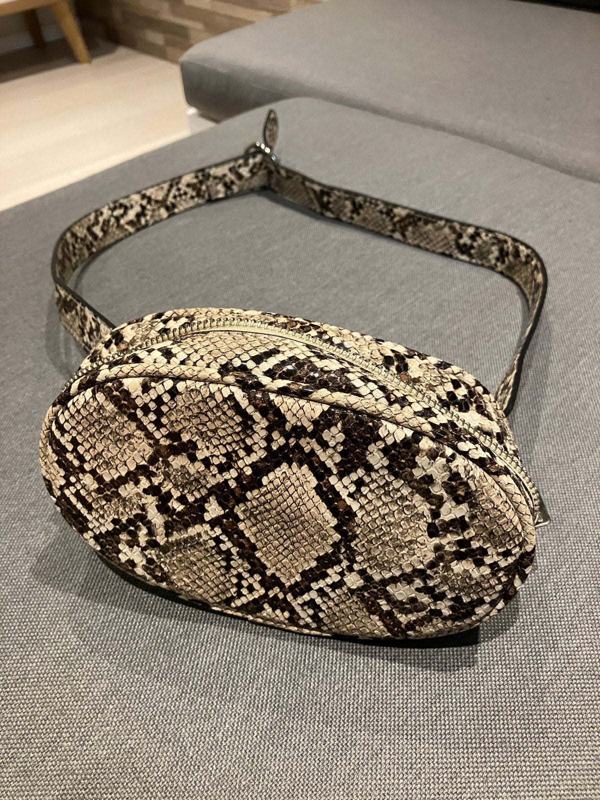 Stradivarius heuptas / belt bag nieuw, Ophalen of Verzenden, Zo goed als nieuw