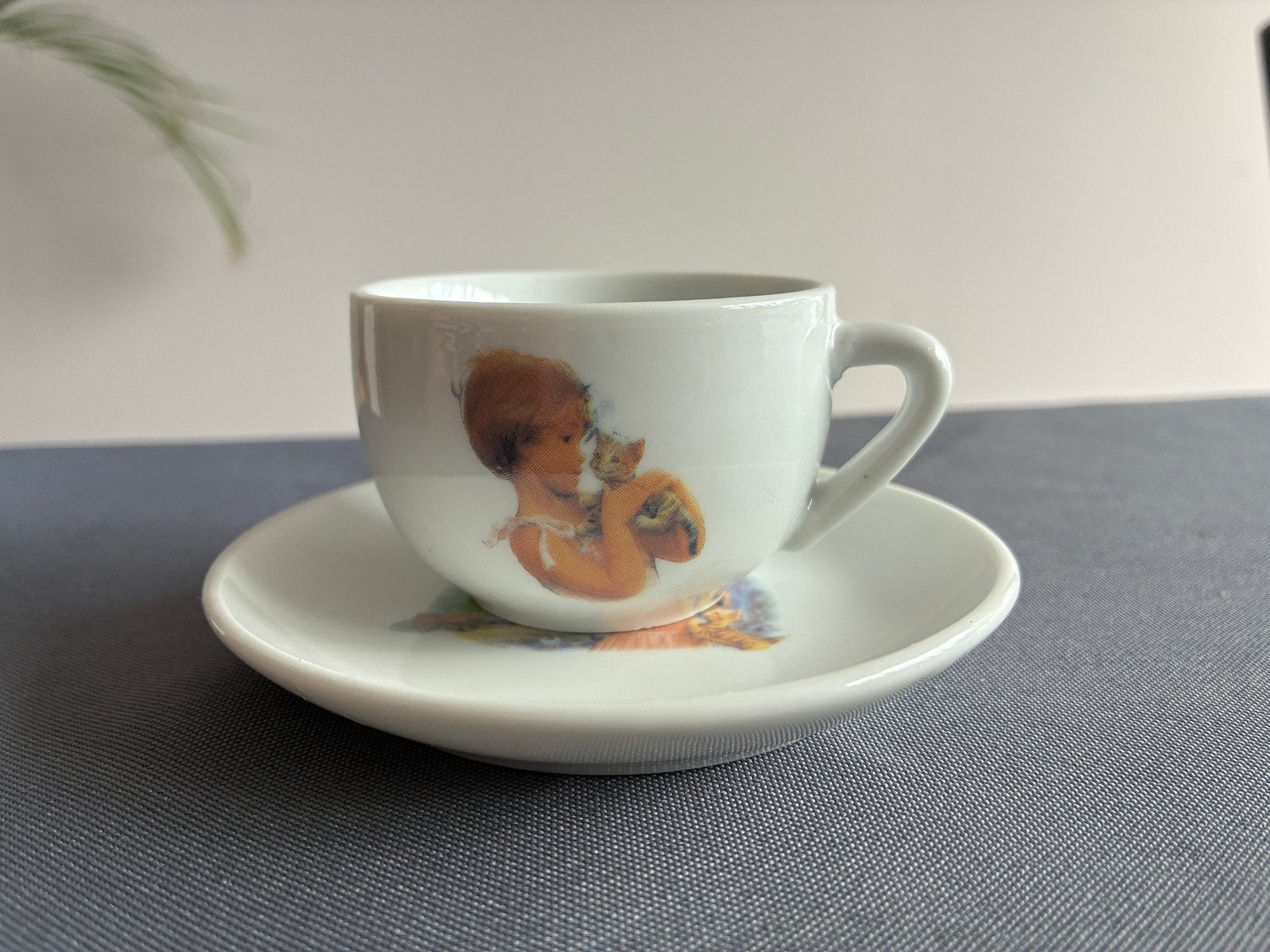 Tasje met schoteltje Martine, Enlèvement ou Envoi, Comme neuf, Porcelaine