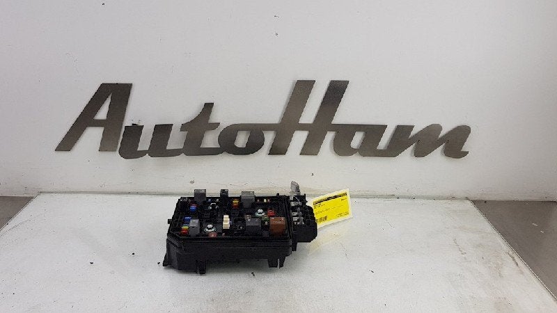 BOITIER FUSIBLES Astra K (|15514069|39040858|39107280|), Opel, Opel Automobile GmbH, Utilisé, Kontakt-opel@opel.com
