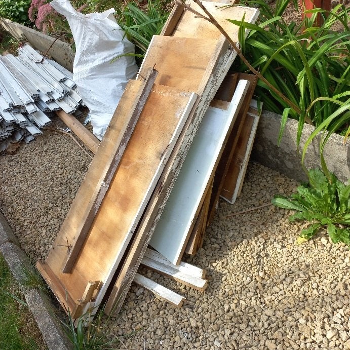 Bois de chauffage gratuit, Enlèvement