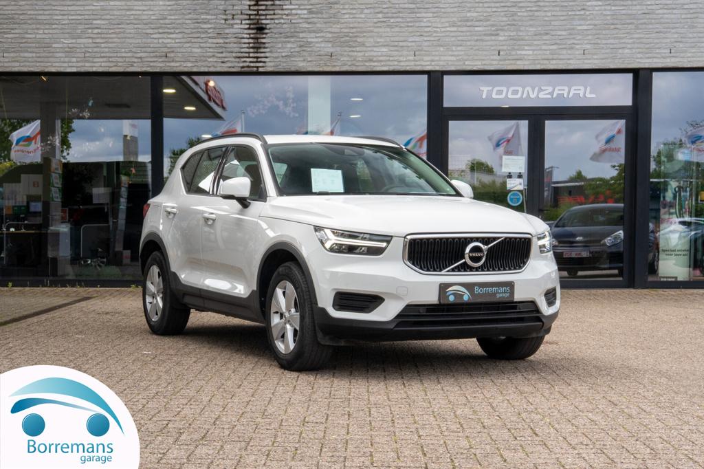 Volvo XC 40 Volvo XC40 1.5 T2 Momentum Core | 2023 | BTW |, Auto's, Volvo, 0 kg, 4 cilinders, 0 kg, Wit