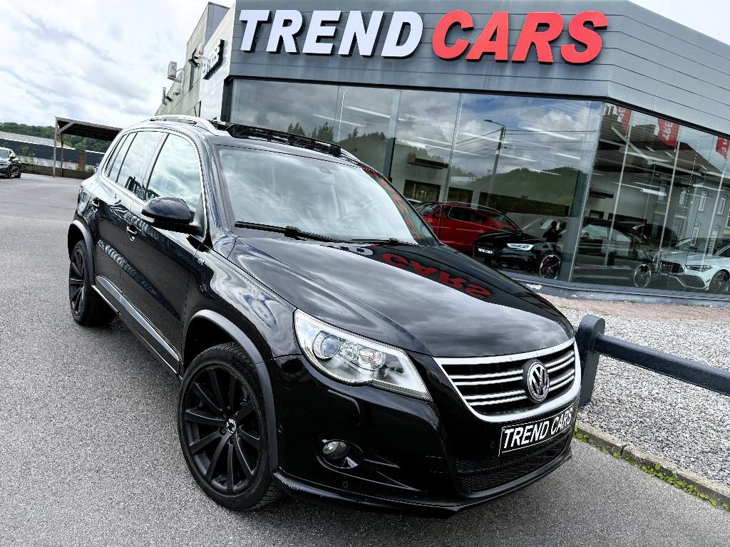 VOLKSWAGEN TIGUAN 2.0TDi TOIT PANO SIEGES ELEC EXPORT, Voorwielaandrijving, Zwart, 4 cilinders, https://public.car-pass.be/vhr/d4498fa1-685d-4716-8da3-9519757df2bd