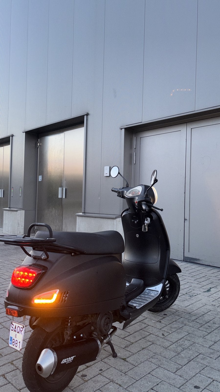 Agm vx50, Fietsen en Brommers, Zo goed als nieuw, Benzine, Ophalen, Overige merken