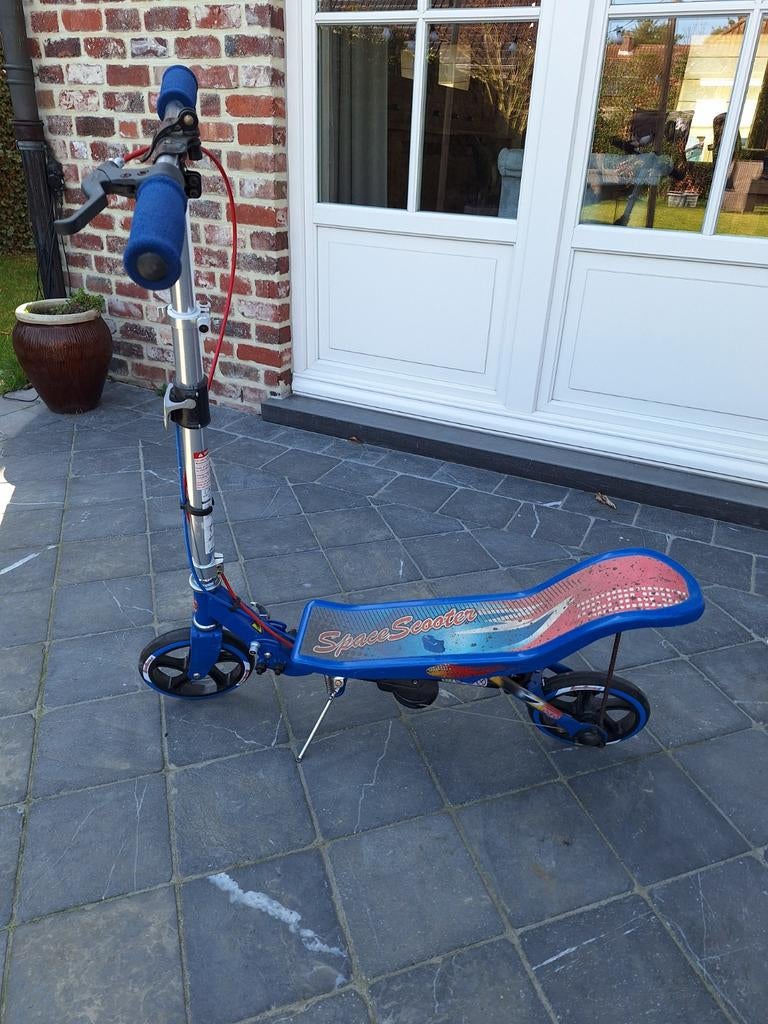 Blauwe Space scooter model X580,  zo goed als nieuw, Fietsen en Brommers, Steps, Ophalen, Zo goed als nieuw, Overige typen, Space scooter