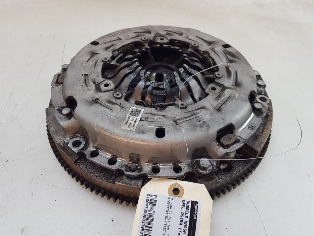 VOLANT MOTEUR BI-MASSE Astra K Sports Tourer (|12690595|), Utilisé, Opel