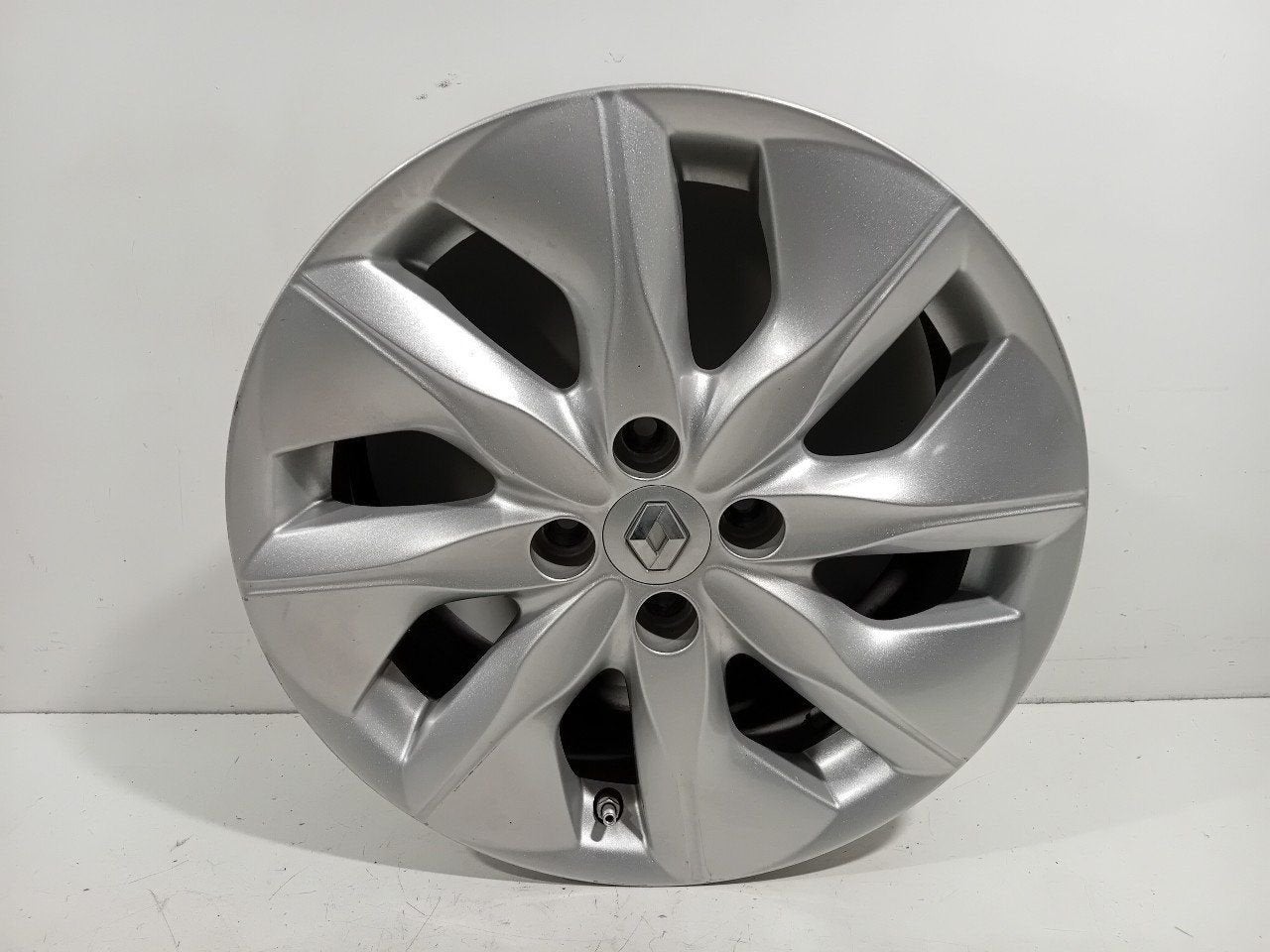 Velg Renault Zoé, Auto-onderdelen, Banden en Velgen, Onderdelen@venauto.nl, Van der Ven Autorecycling B.V., Gebruikt, Ettenseweg 76, 4706 PB Roosendaal, The Netherlands