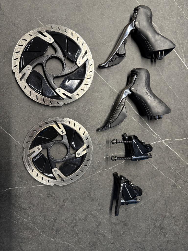 Dura Ace Di2 shifters + remklauwen + schijven, Fietsen en Brommers, Ophalen of Verzenden, Gebruikt, Racefiets