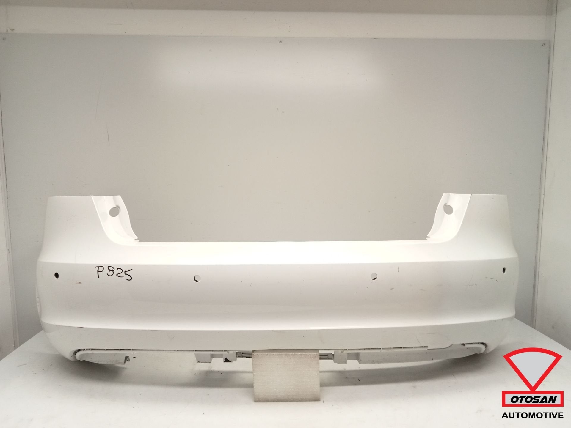 Audi A3 8P S-Line Cabrio Achterbumper Bumper 4xPDC Origineel, Gebruikt, AUDI AG, Auto-Union-Strasse 1
85045  Ingolstadt, DE, Audi