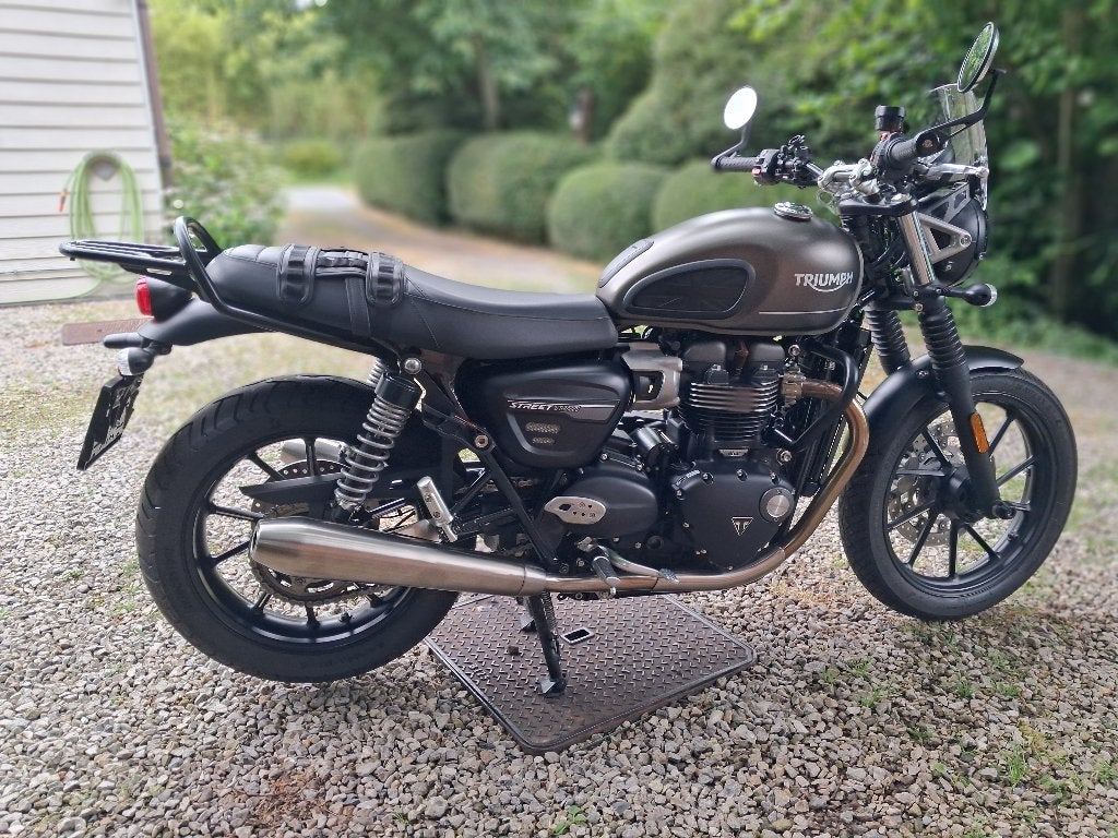 TRIUMPH STREET TWIN 900, Motos, Tourisme, Occasion, Plus de 35 kW, 2 cylindres