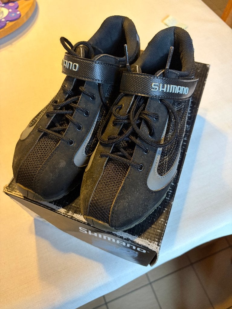 fietsschoenen Shimano EU size 39 US size 6, Fietsen en Brommers, Ophalen, Schoenen, Zo goed als nieuw, Dames
