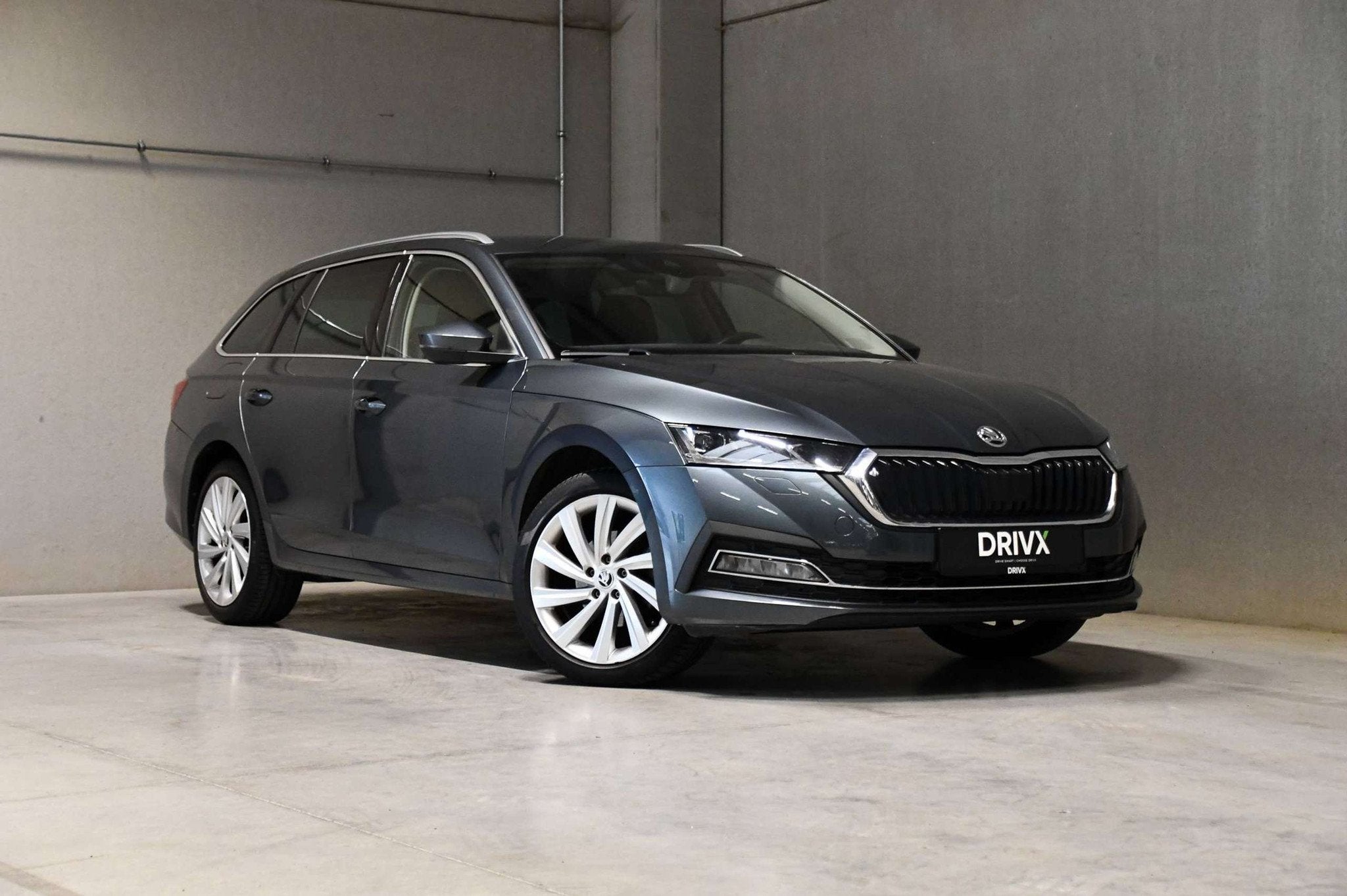 Skoda Octavia Octavia Combi - MHEV - Style - Zetelverwarming, Automaat, Stof, 4 cilinders, 109 g/km
