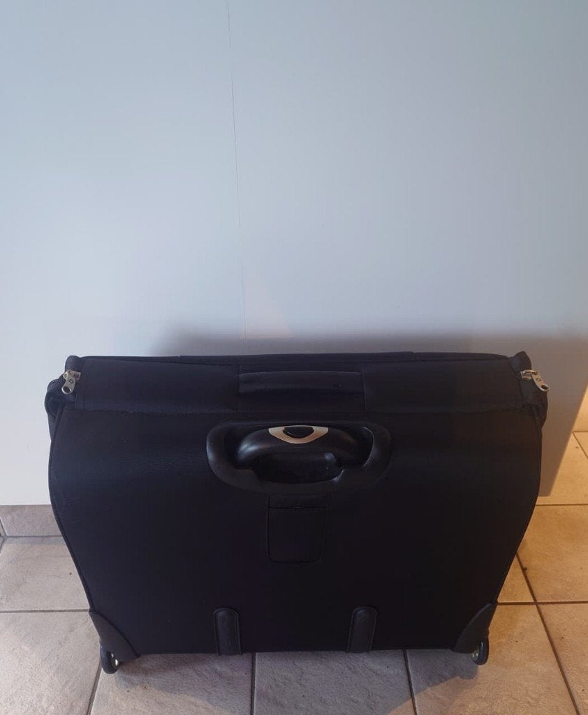 Samsonite kledingzak / kostuumkoffer op wielen, 60 tot 70 cm, 45 tot 55 cm, Ophalen of Verzenden, Zo goed als nieuw