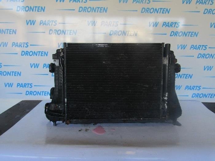 Radiateur d'un Volkswagen Touran, Volkswagen, -, 3 mois de garantie, Utilisé