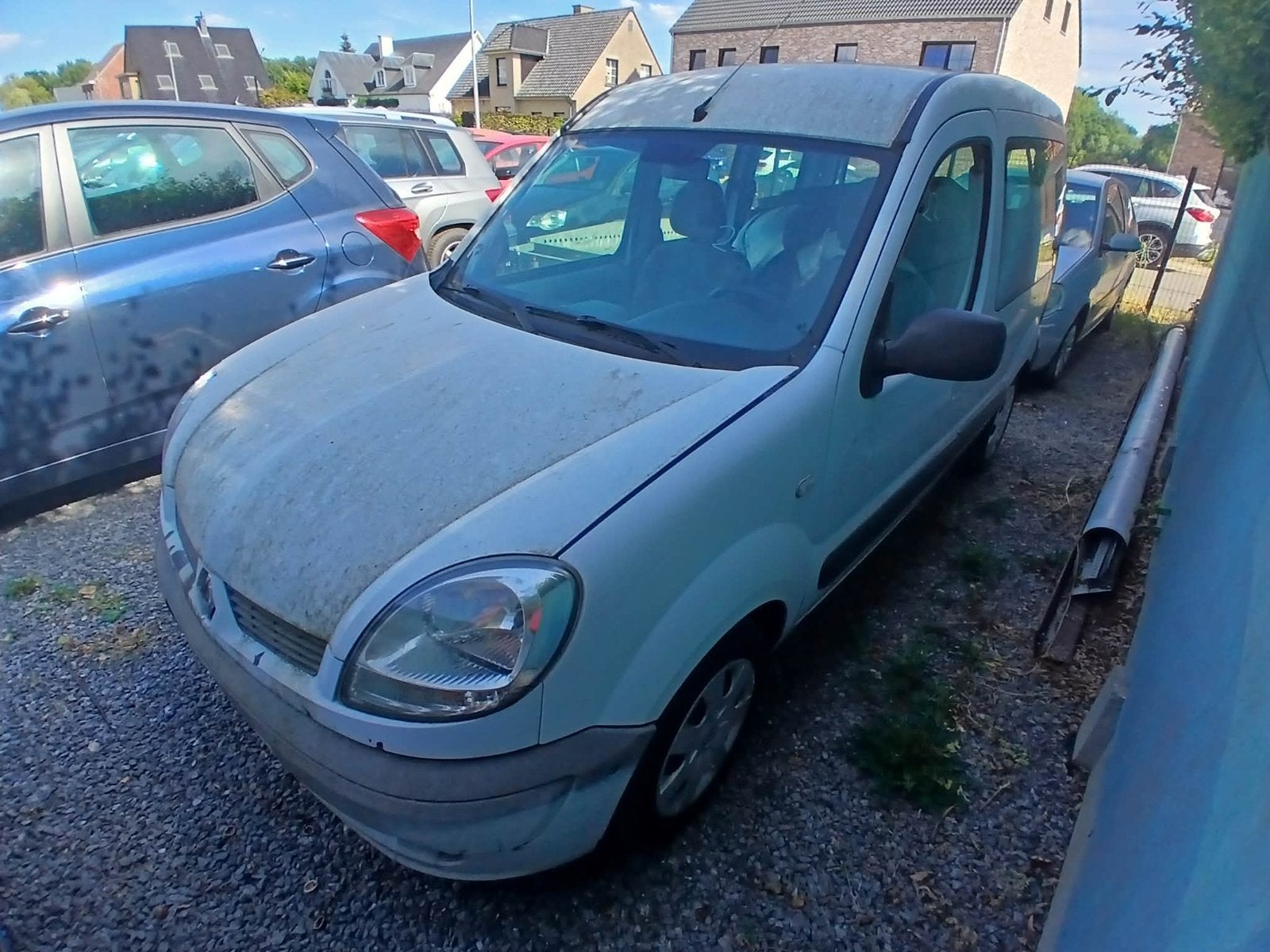 Renault Kangoo Benzine zonder keuring de motor is OK., Auto's, Voorwielaandrijving, 4 cilinders, 1600 cc, Sound system