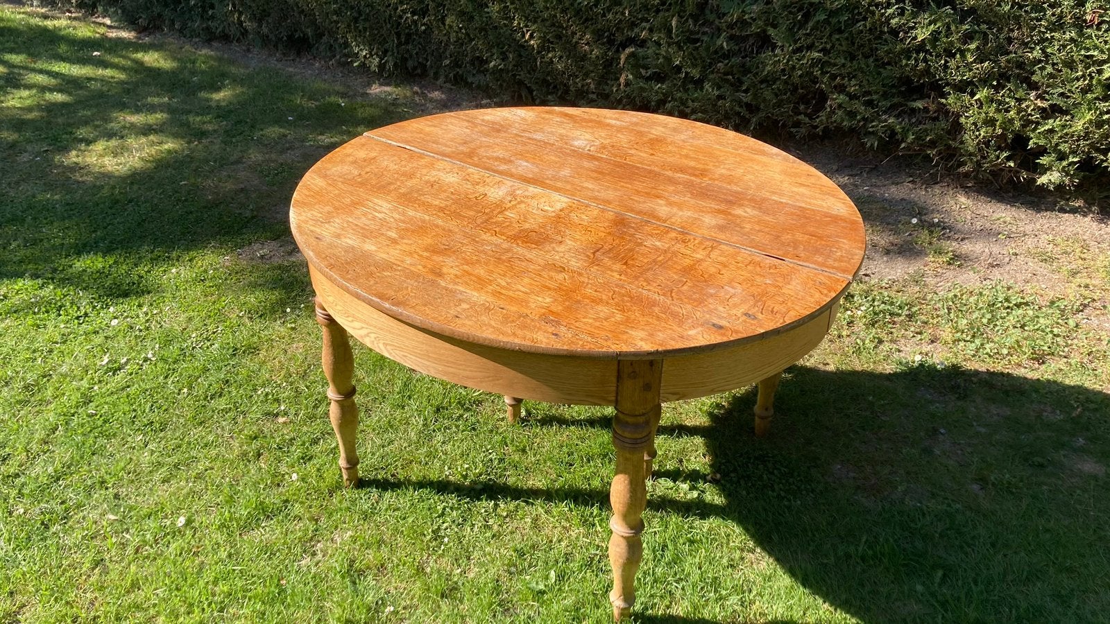 Uitschuifbare eettafel, Ophalen