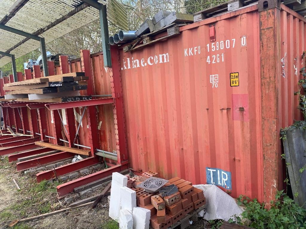 container, Enlèvement
