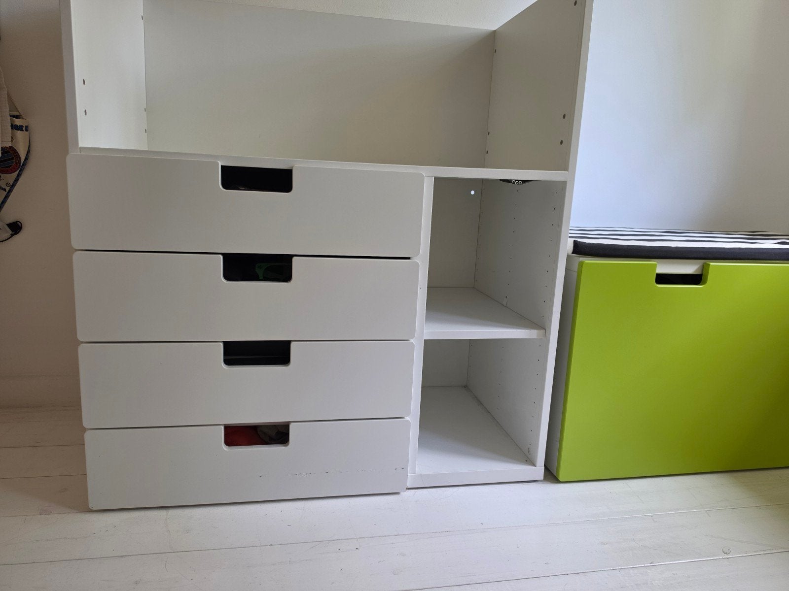Coiffeuse/table à langer blanche pratique IKEA SMÅSTAD 4 tir, 90 à 105 cm, Comme neuf, Enlèvement, 75 à 100 cm