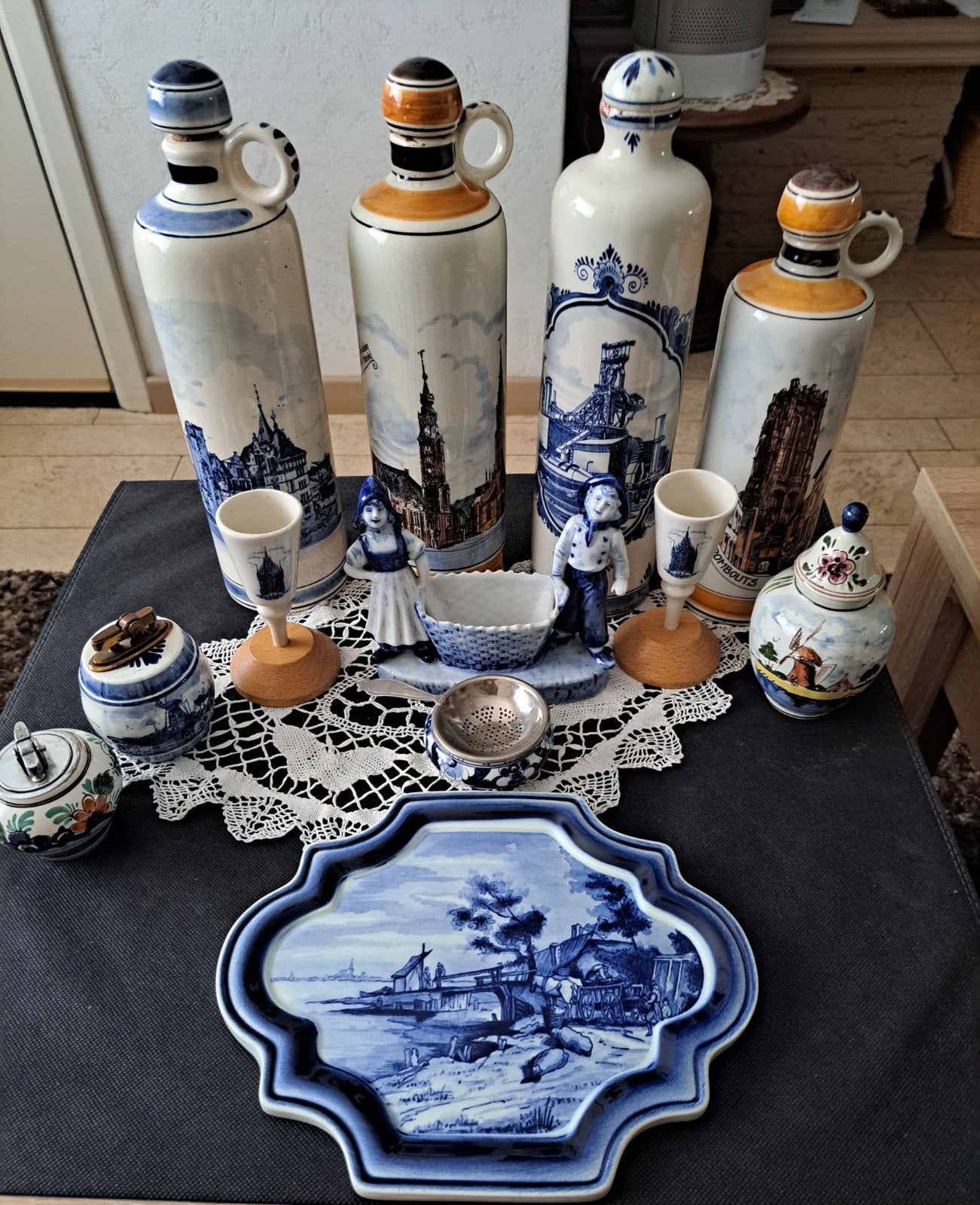 Heel het set delfts blauw en polychroom ophalen Ekeren, Antiquités & Art, Enlèvement