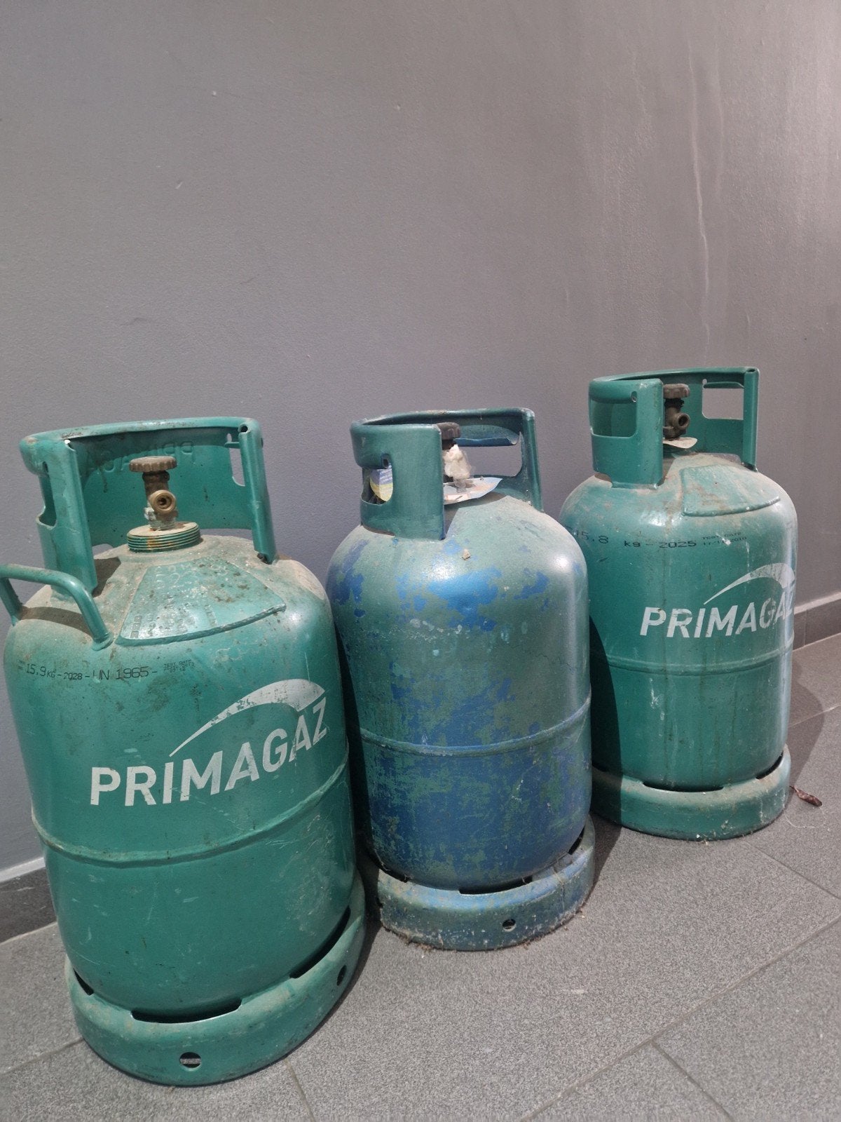 3 bonbonnes de gaz Primagaz vides –10 € pièce, Enlèvement, Gaz