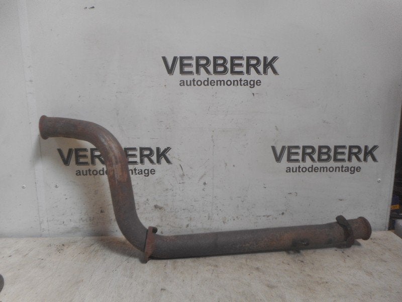 ÉCHAPPEMENT AVANT PIPE Volvo 940 I Estate (01-1990/10-1998), Info@volvocars.com, Volvo Car Germany GmbH, Siegburger Straße 229
50679  Köln, DE
