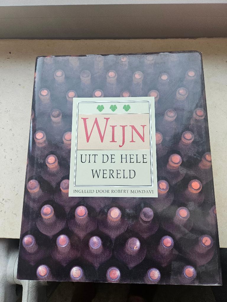 Wijn uit de hele wereld, Collections, Vins, Autres régions, Enlèvement ou Envoi, Comme neuf, Autres types