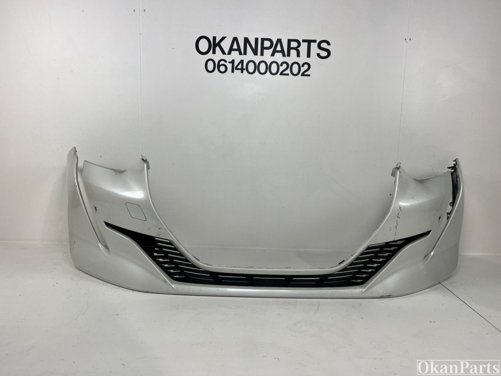 Peugeot 208 II voorbumper 2020 2021 2022 9823203580, Gebruikt, Voor, Peugeot, Bumper