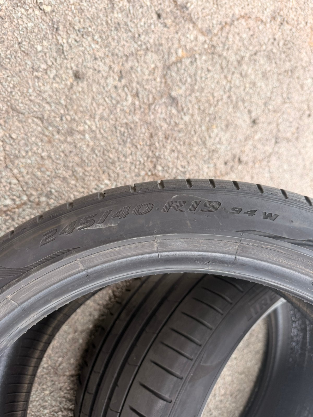 PIRELLI P ZERO 245/40R19 BANDEN, Band(en), Ophalen, 19 inch, Gebruikt