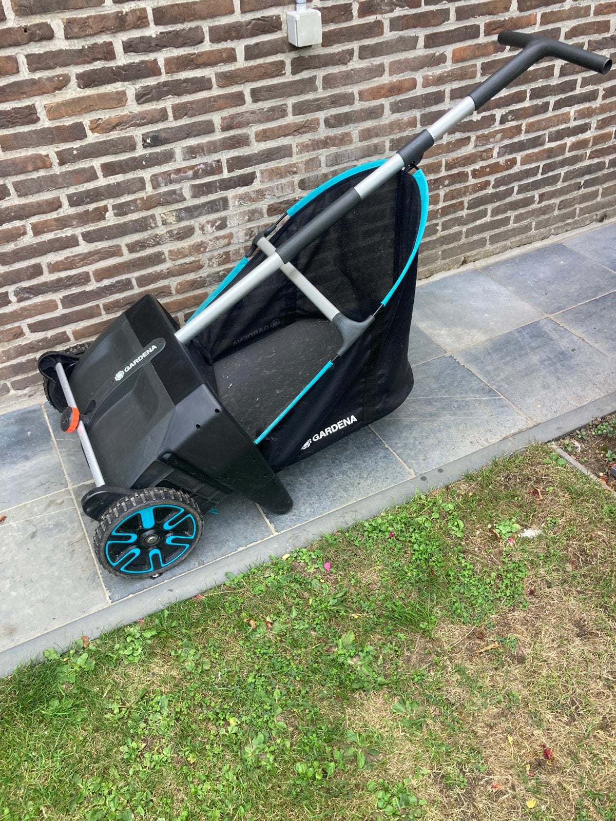Gardena bladverzamelaar/tuinruimer, Ophalen, Zo goed als nieuw
