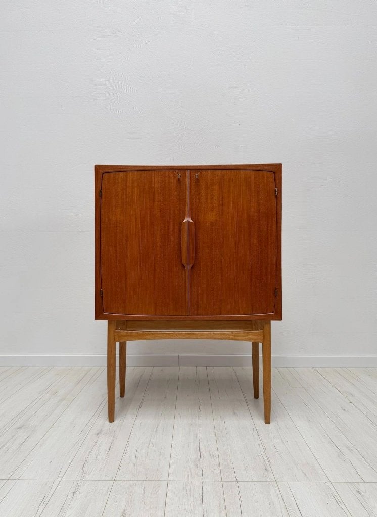 Meuble bar Bacchus Torbjørn Afdal en teck vintage années 50, Teck, 25 à 50 cm, Vintage Mid-Century Design, Enlèvement