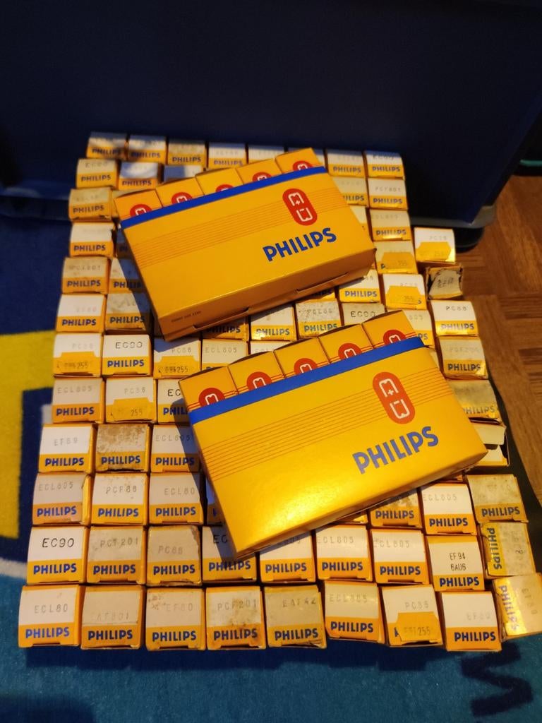 115 Nos Philips radio versterker buis tube lampen, Enlèvement ou Envoi, Tube ou Tubes