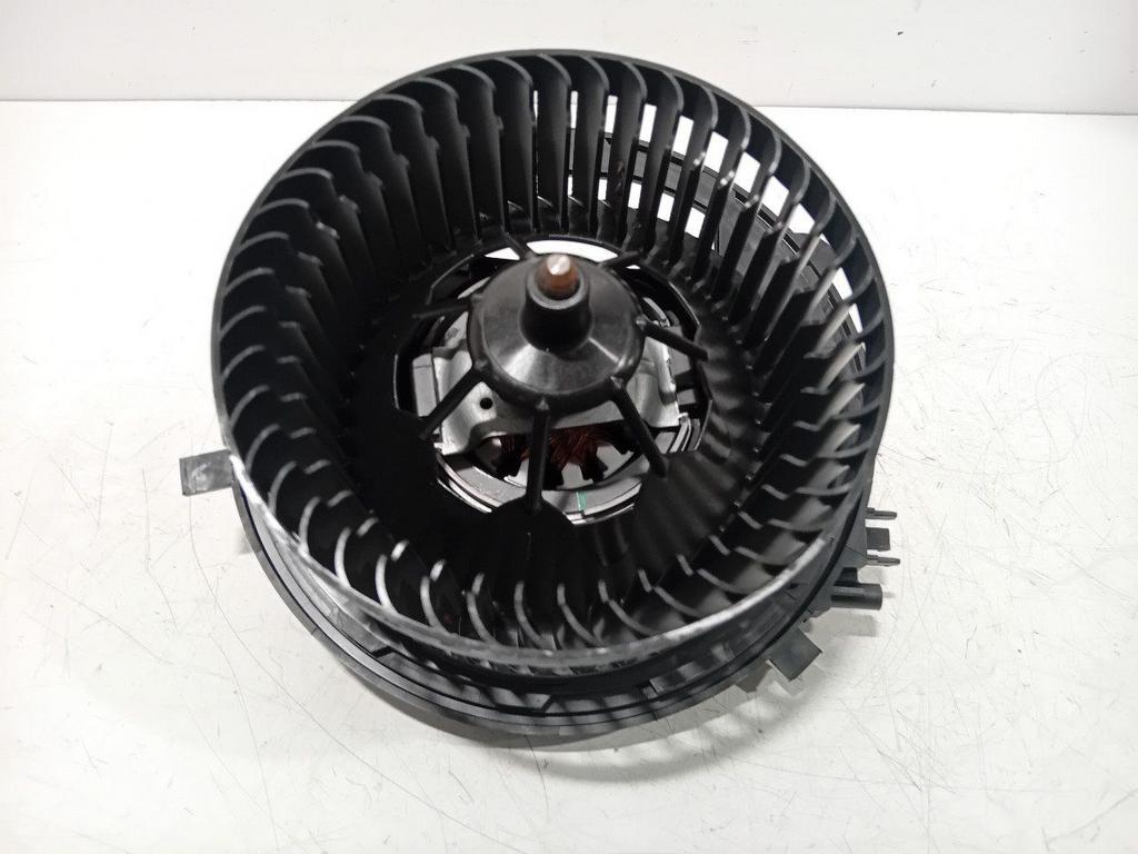 Kachel ventilator motor Volkswagen Golf, Auto-onderdelen, Airco en Verwarming, Volkswagen, Gebruikt, Herkomst onderdeel bekend