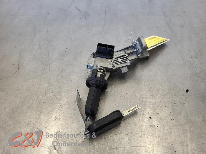 Kontaktslot + Sleutel van een Iveco New Daily, Gebruikt, -, Overige automerken, -