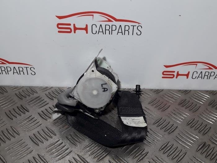 Ceinture de sécurité arrière gauche d'un Toyota Yaris, -, 3 mois de garantie, Toyota, Utilisé