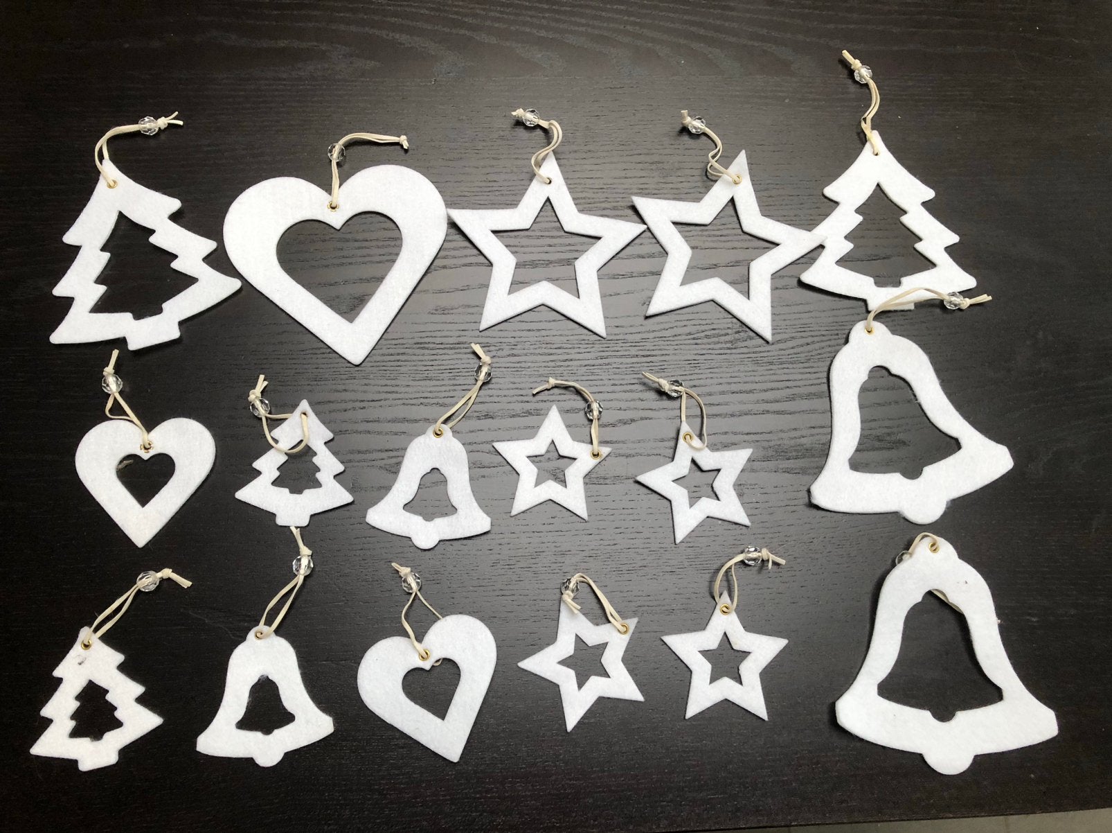 Kerstboom decoratie witte hangers, Diversen, Kerst, Ophalen of Verzenden, Zo goed als nieuw