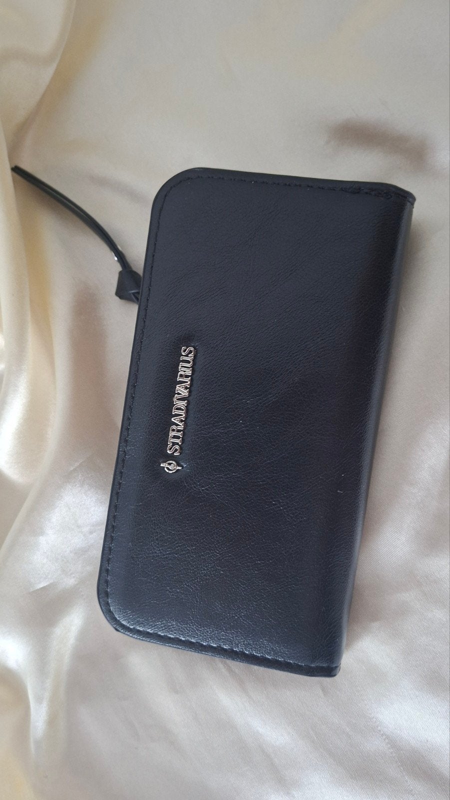 Stradivarius portemonnee, Handtassen en Accessoires, Ophalen