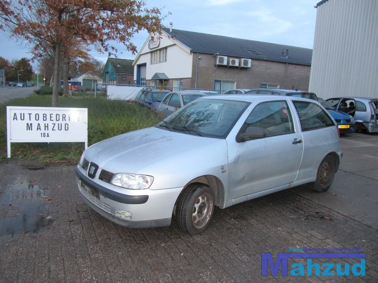 SEAT IBIZA 2 6K1 GRIJS INTERIEUR COMPLEET 3 DEURS, Autovia A-2, Km 585 585
08760  Martorell, ES, SEAT S.A., Utilisé, Customercare@seat.es