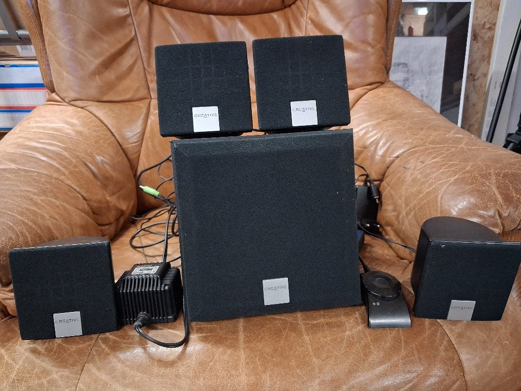 Luidsprekerboxen Creative 4+1, Ophalen, Zo goed als nieuw, Speakerset