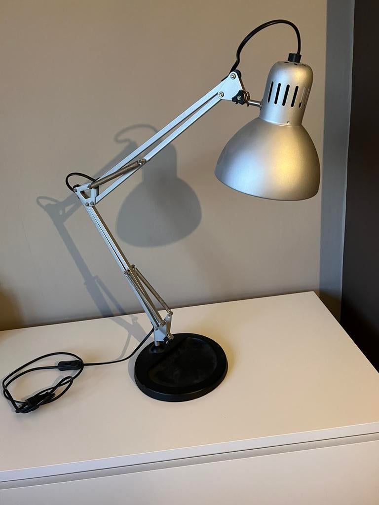 Verstelbare bureau lamp Ikea, Ophalen of Verzenden, Zo goed als nieuw